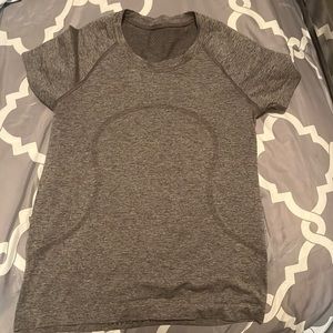 Grey swiftly tech tee. Size 2. race length.